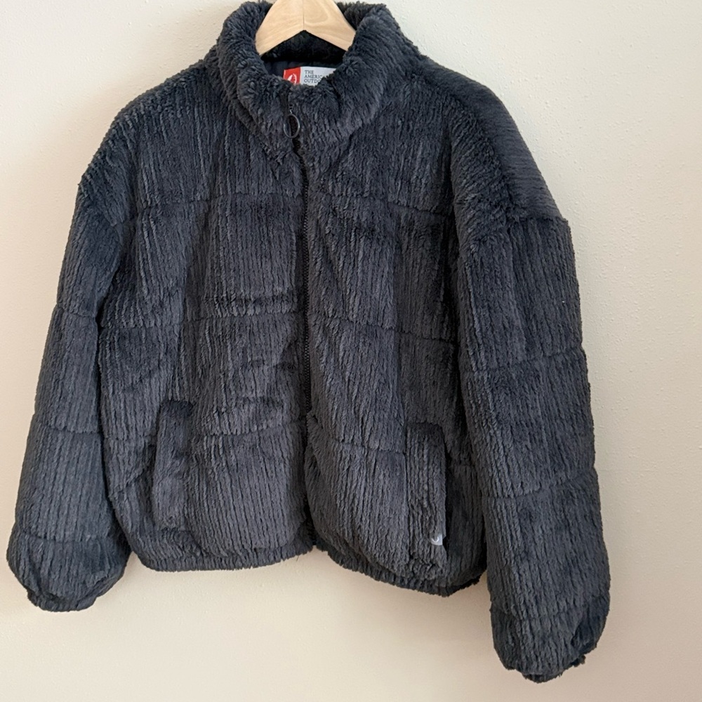 The American Outdoors Faux Fur Puffer Jacket Large Charcoal Plush Zip Front